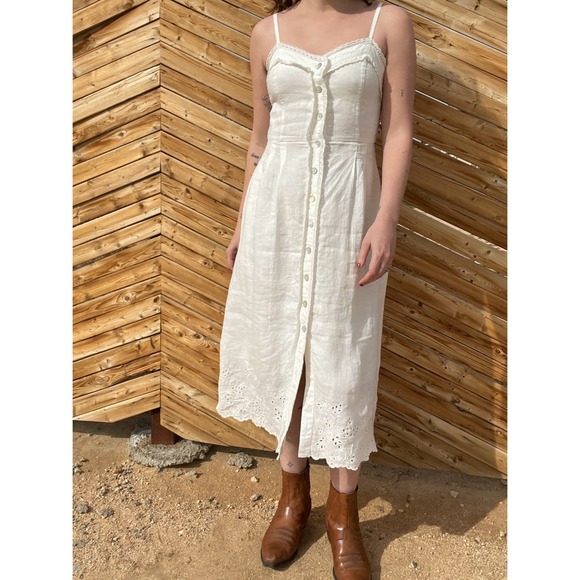 Aritzia Dresses & Skirts - Aritzia Meera White Eyelet Linen Midi Dress